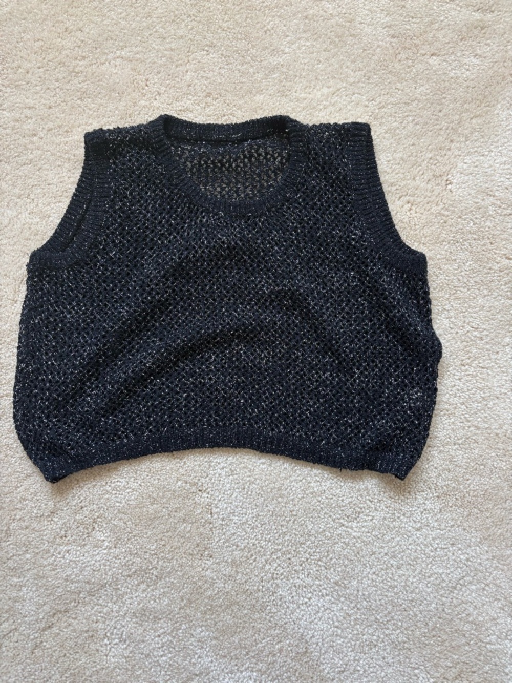 Vintage black and silver metallic cropped crochet top, sz S grunge whimsigoth